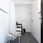 Solaris 6 Mit Balkon, Gemeinschaftssauna Und Grillplatz * Grömitz