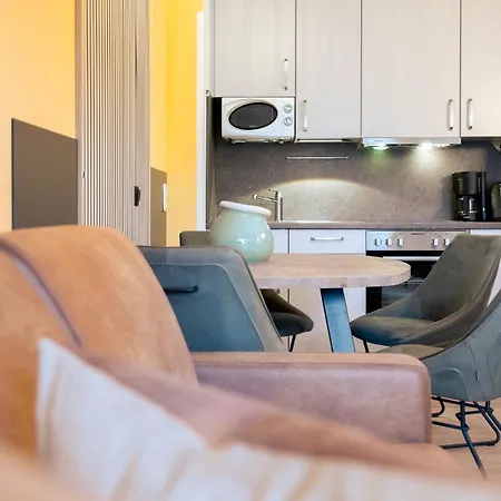 Solaris 6 Mit Balkon, Gemeinschaftssauna Und Grillplatz *