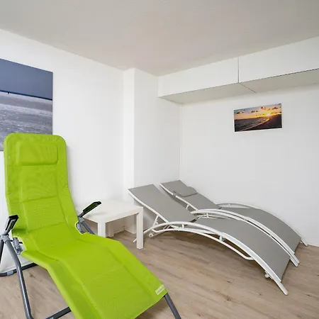 Solaris 6 Mit Balkon, Gemeinschaftssauna Und Grillplatz * 格洛米茨
