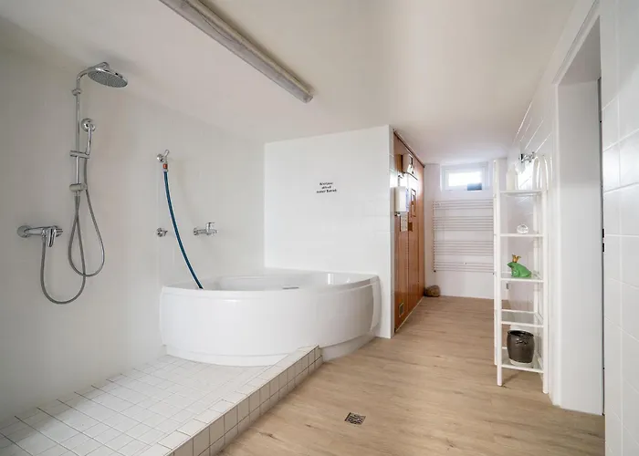 Solaris 6 Mit Balkon, Gemeinschaftssauna Und Grillplatz Grömitz